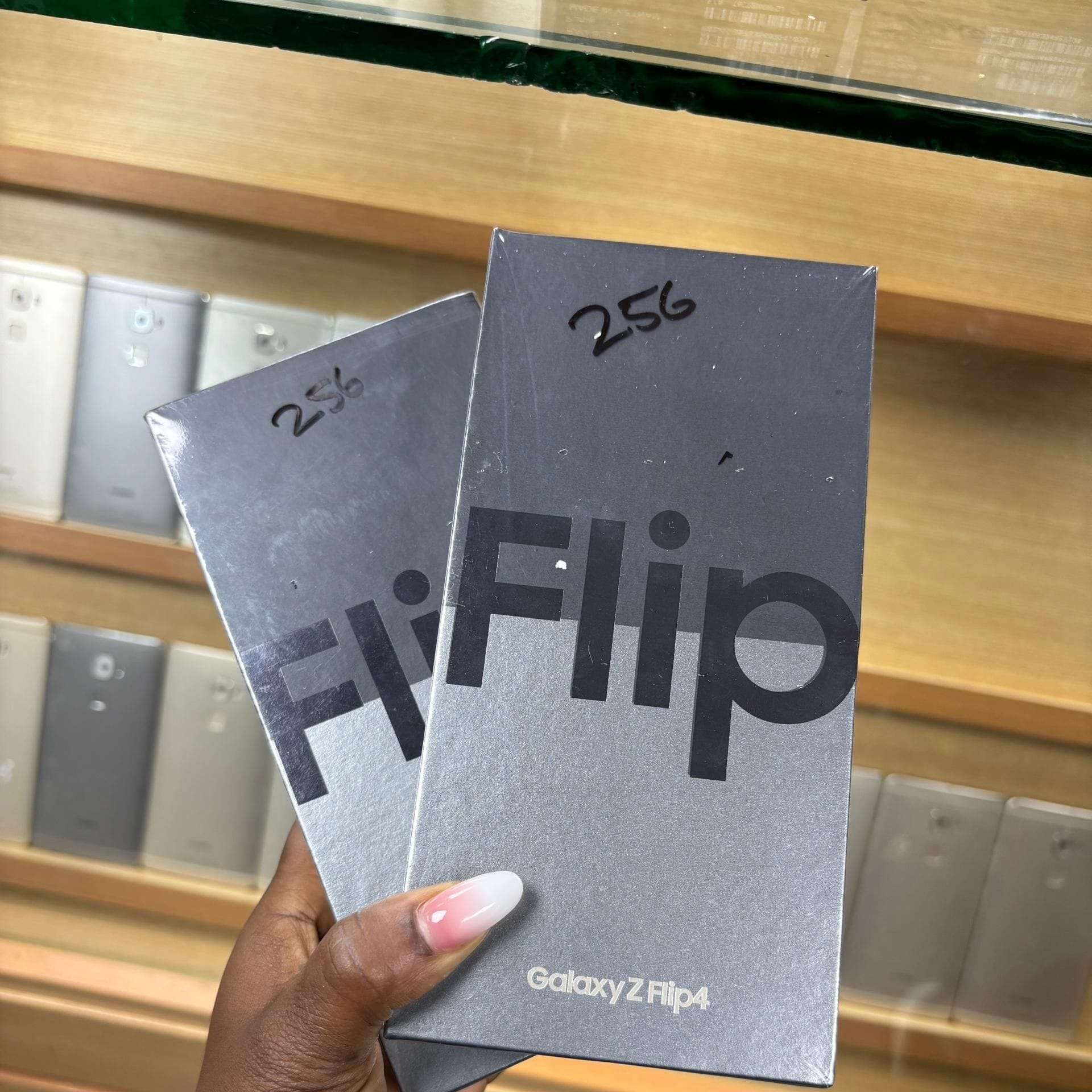 Image de SAMSUNG GALAXY ZFLIP4 5G - 256G