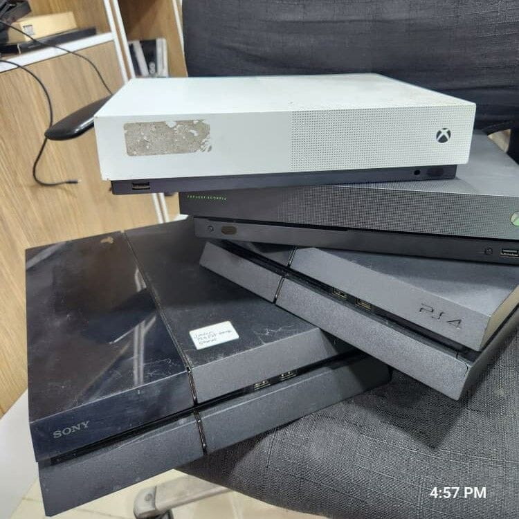 Image de PLAYSTATION 4 500G 1 TERA