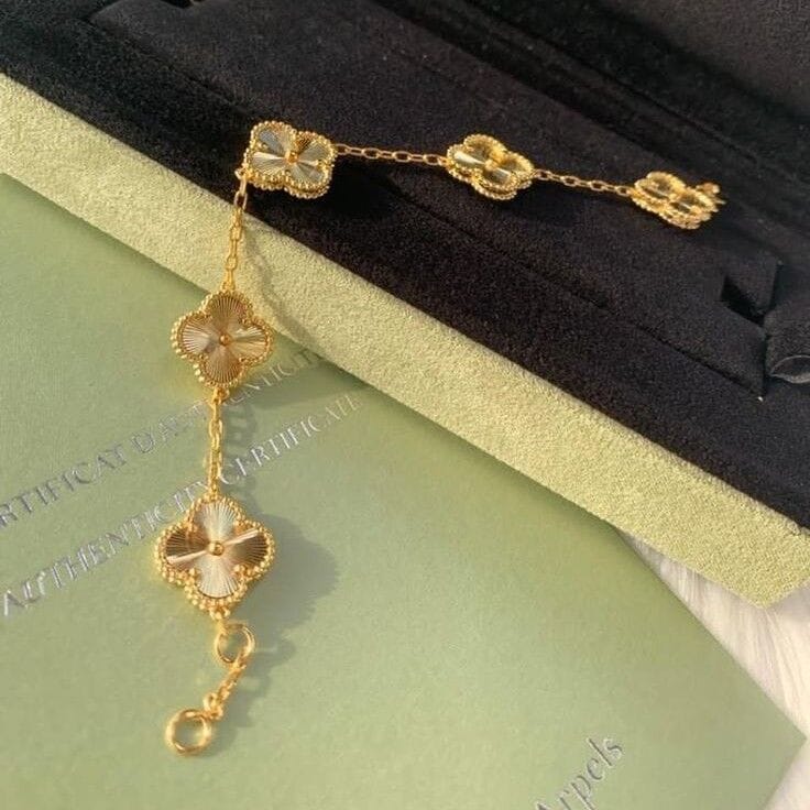 Image of bracelet Van Cleef