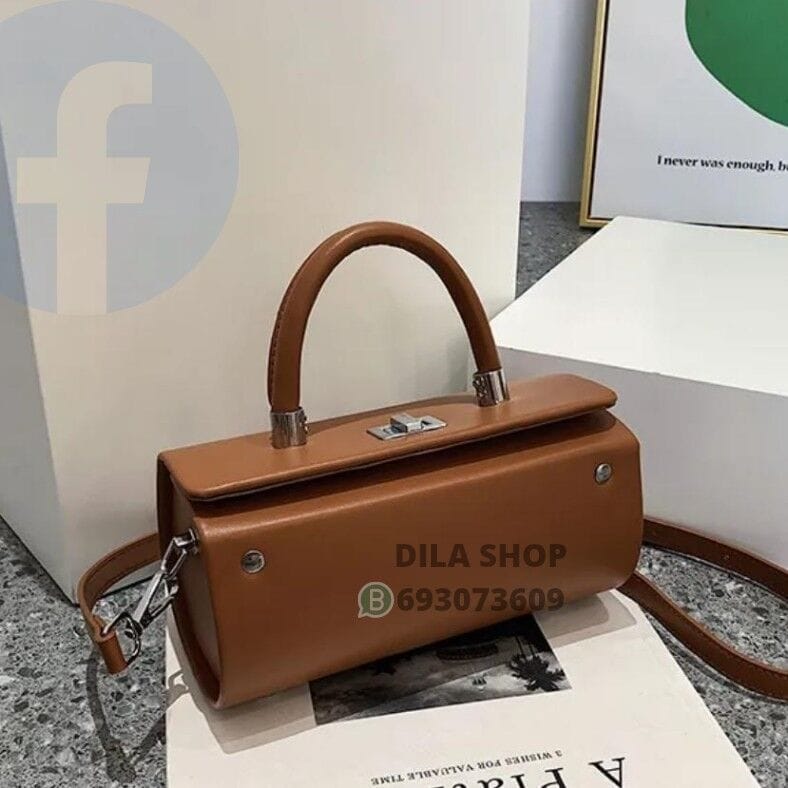 Image de sacs à rivet d'été