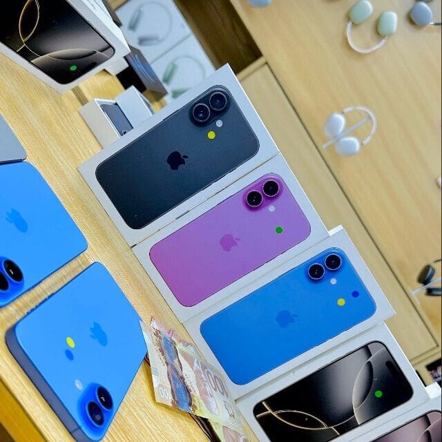 Image de iPhone 16 simple sim physique  128 giga