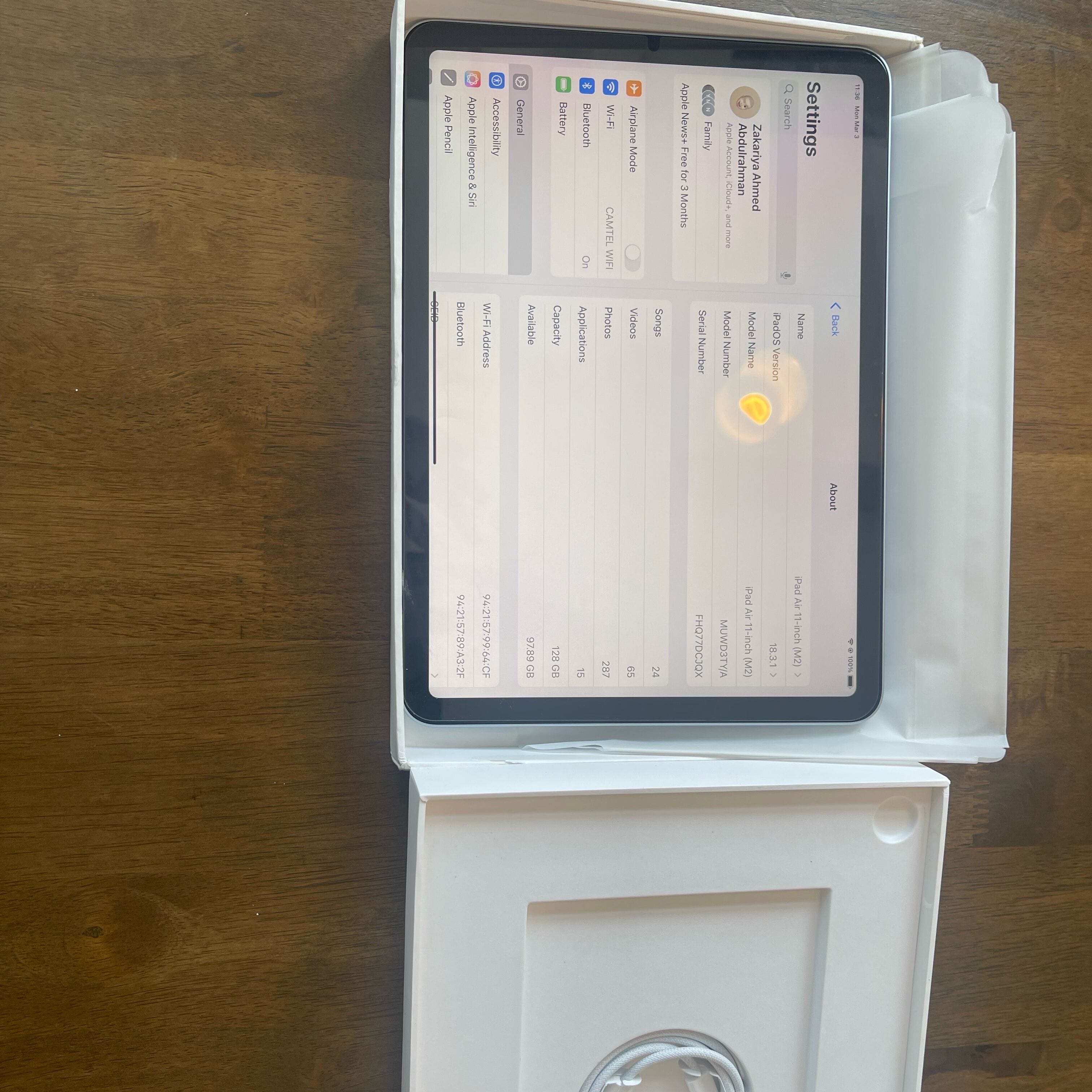 Image de iPad Air 6e génération 2024 - Wi-Fi bleu