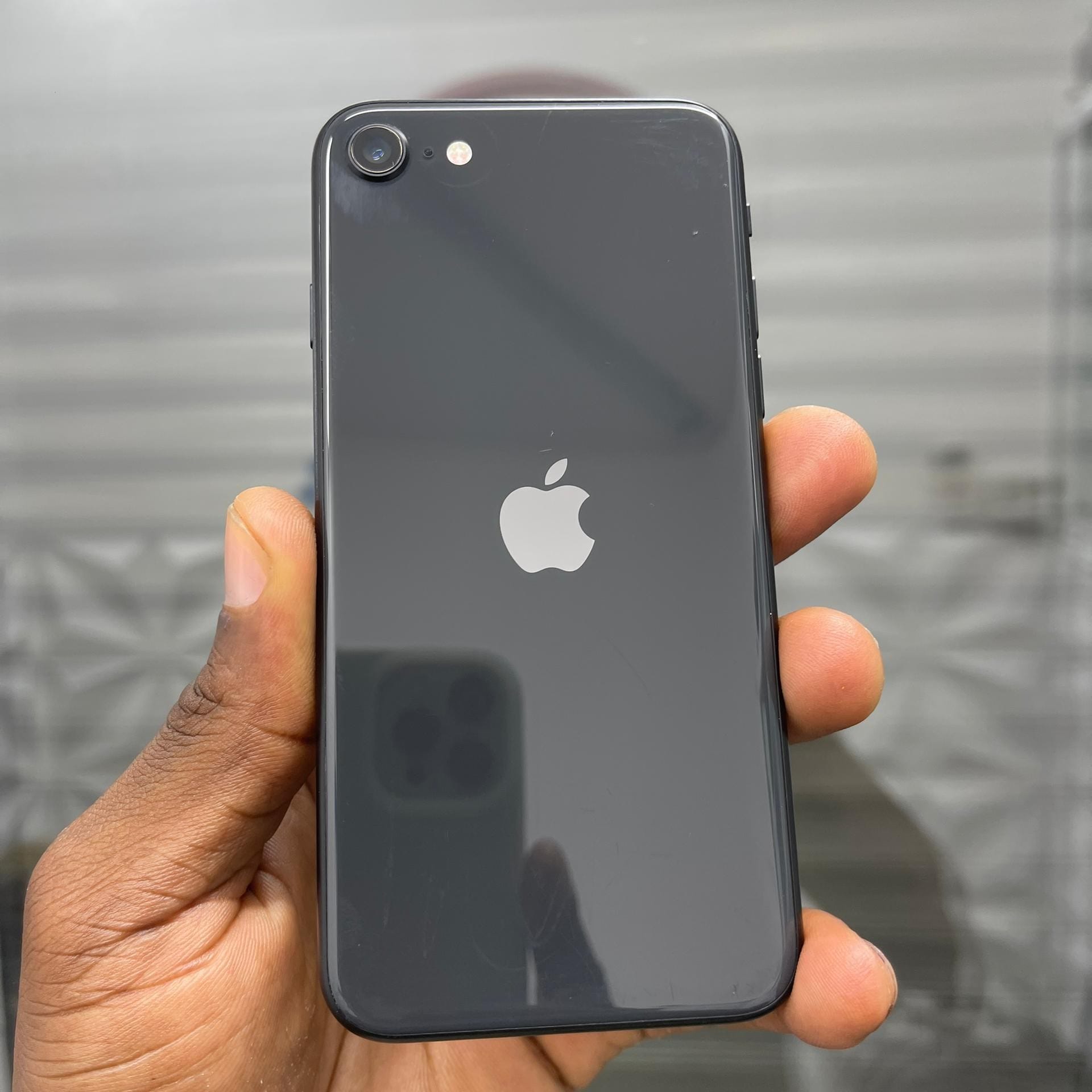 Image of IPHONE SE2 64G