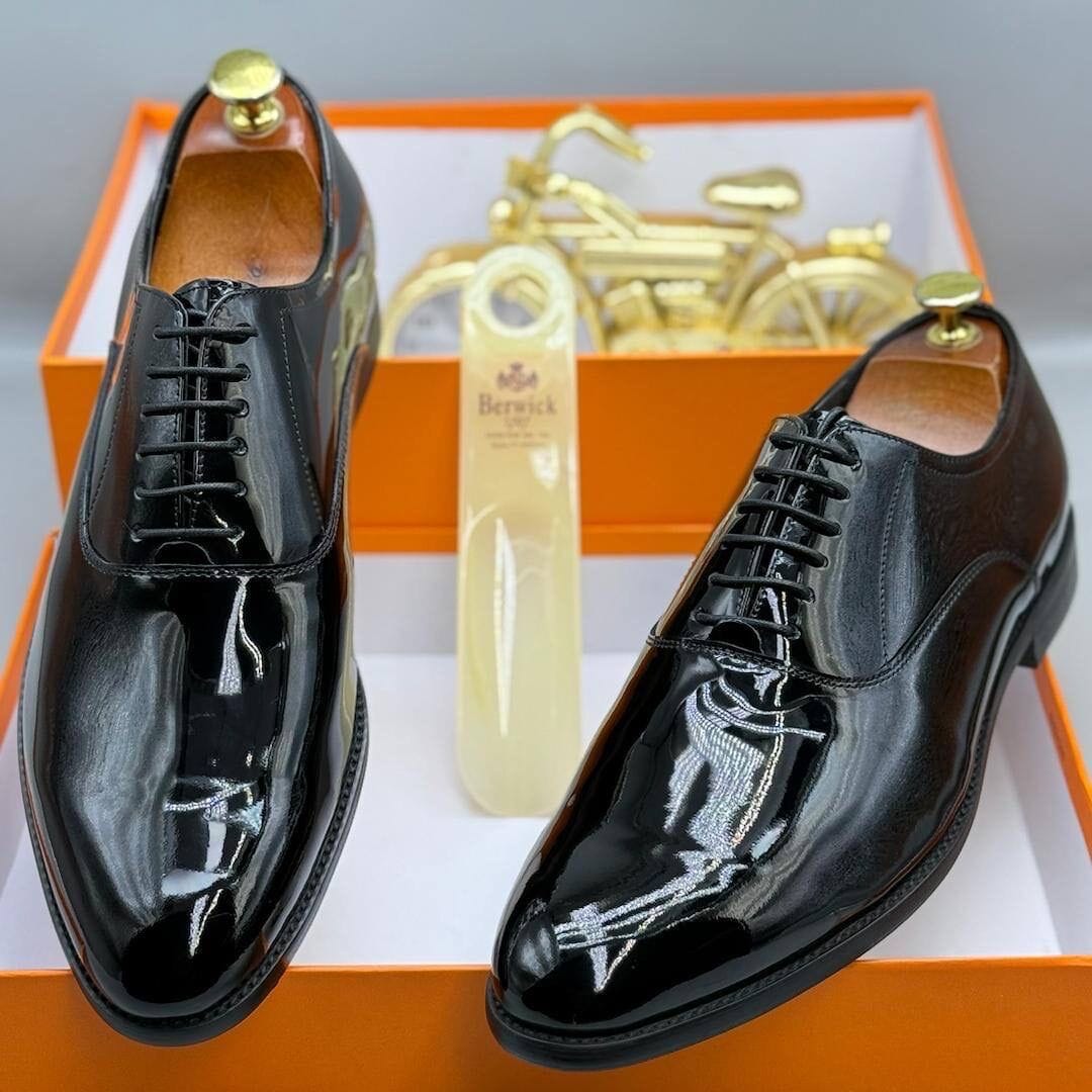 Image de Chaussures élégantes pour hommes taille 40-46