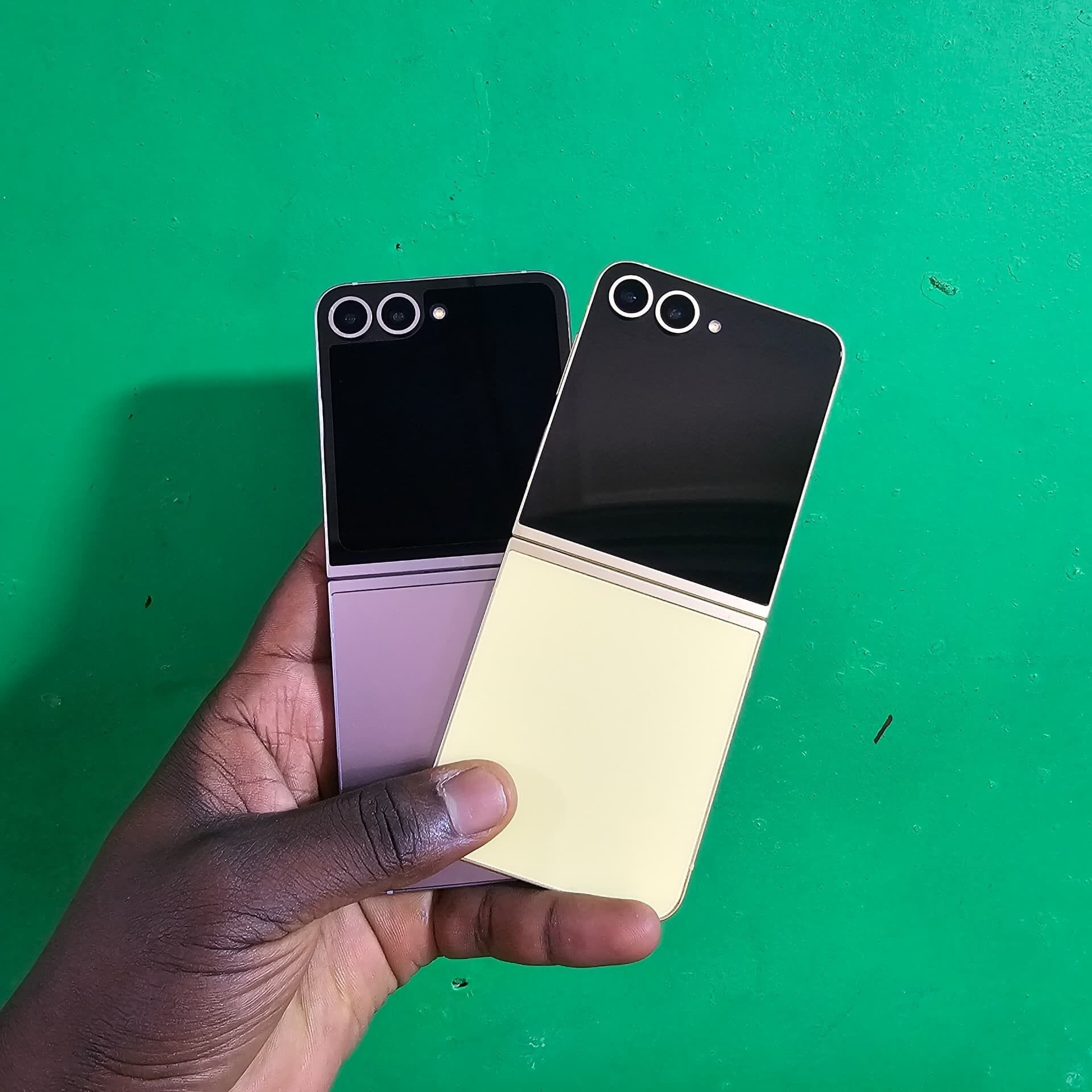 Image de SAMSUNG GALAXY ZFLIP6 256G