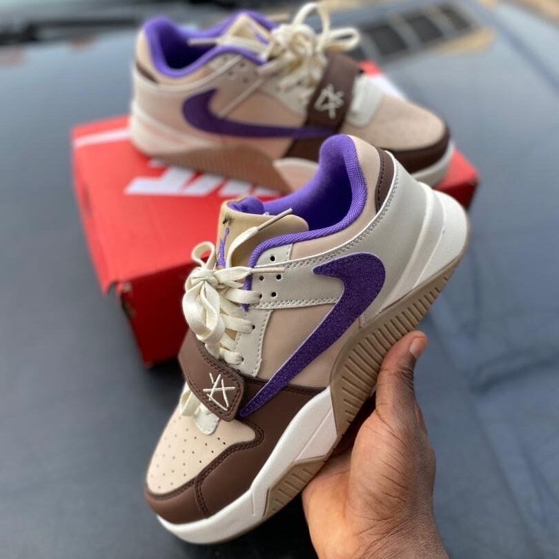 Image de TRAVIS SCOTT X JORDAN JUMPMAN JACK 40 - 45