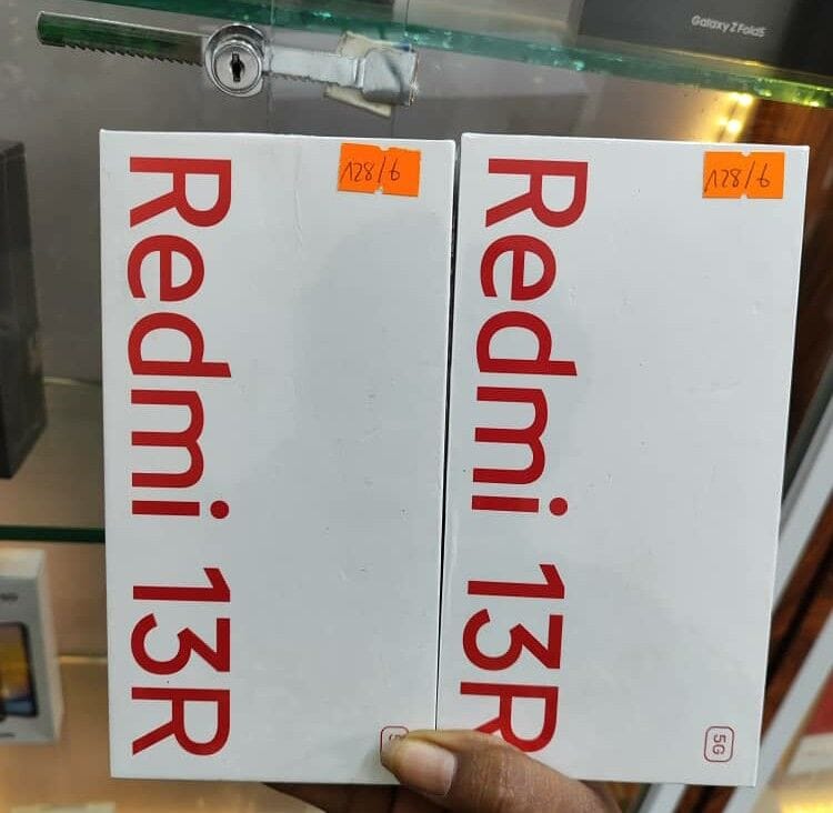 Image de XIAOMI REDMI 13R - 128G HDD - 4+4G RAM