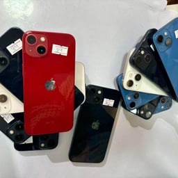 Product image - iPhone 13 128 g 80-100 % Canada neuf