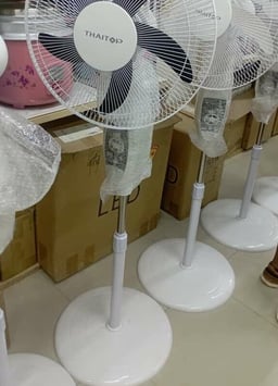 Image du produit Ventilateur sur Pied Rechargeable avec 8 Heures d'Autonomie