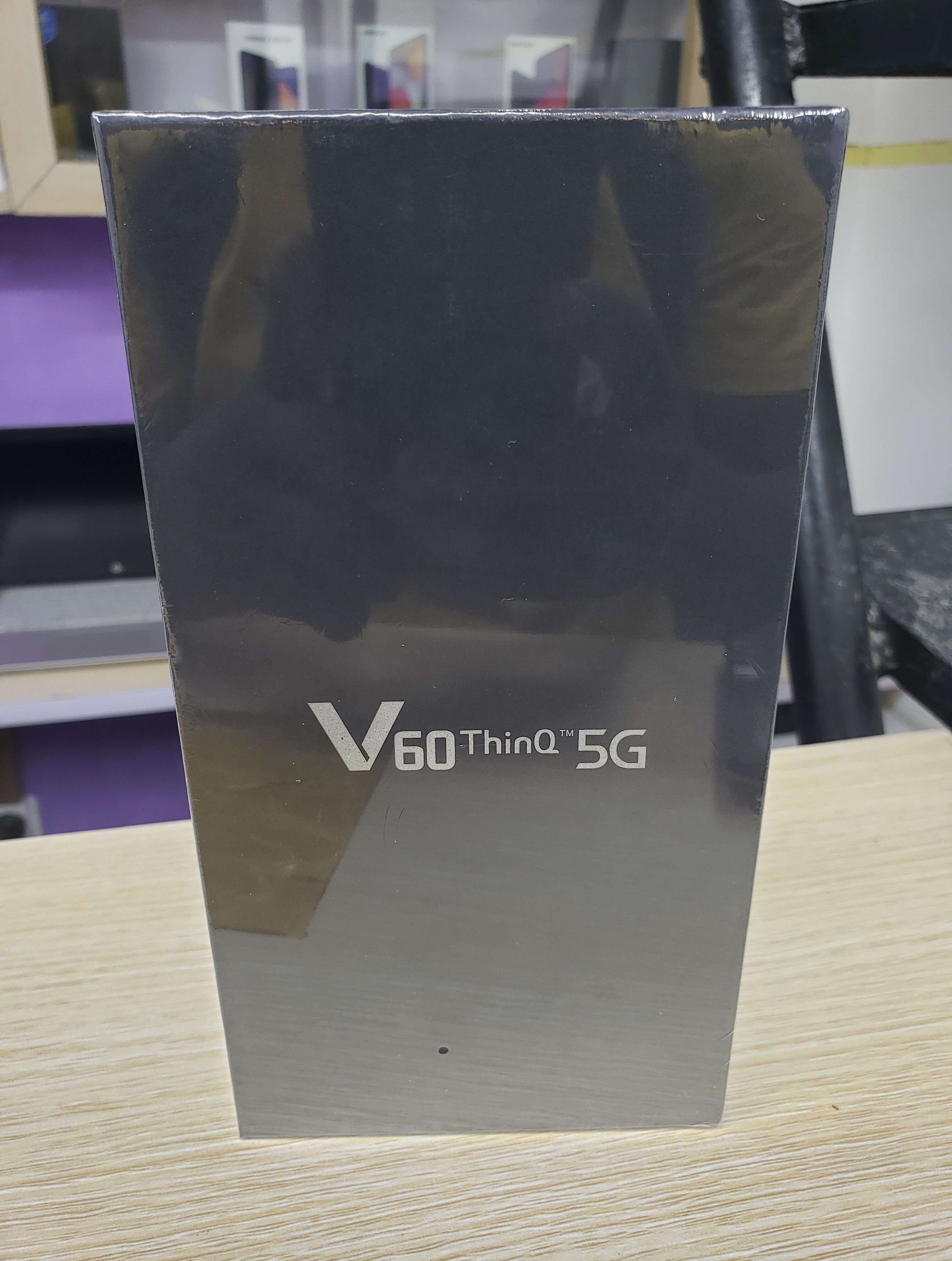 Image du produit : LG V60 THINQ 5G 2ECRAN 256G