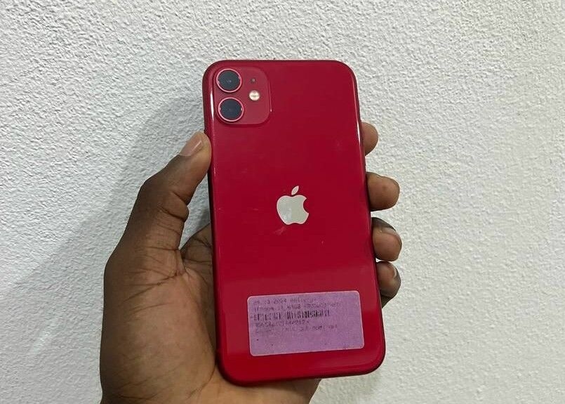 Product image thumbnail: IPHONE 11 ROUGE 91% BATTERY