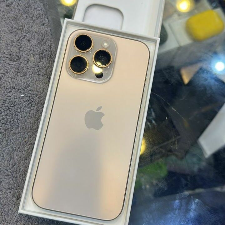 Image du produit : 16pro max 512gb Battry 99% Canada 835K bien propre