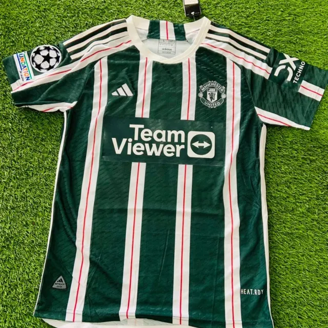 Image de Maillot de football pro et supporters