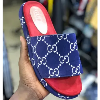 Photo 1 du produit  - Slippers Gucci - Bleu/Jaune/Rouge/Bleu ciel