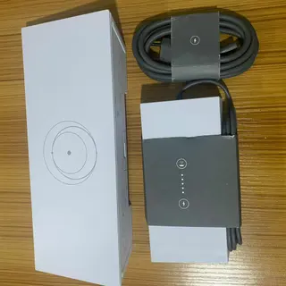 Photo 1 du produit  - ROUTEUR STARLINK V4 ET CHARGEUR