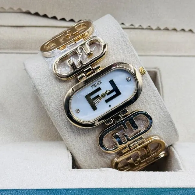 Image de montre FENDI