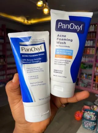 Photo 1 du produit  - Panoxyl Acne Foaming Wash