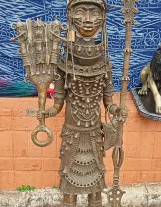 Photo 3 du produit  - statue Bénin Nigéria en bronze,