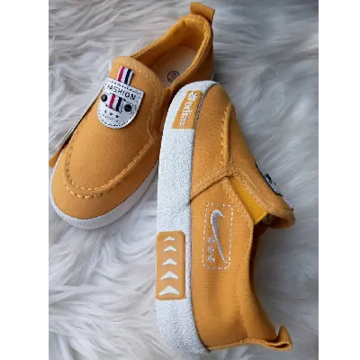 Image de Chaussures Enfant pointure 25-30
