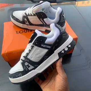 Photo 4 du produit  - TENIS LOUIS VUITTON 40 - 45