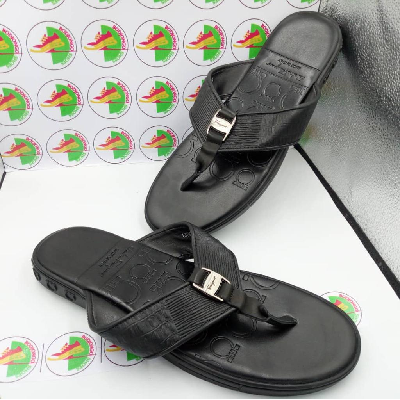 Product image attachment 1 - Black Slippers