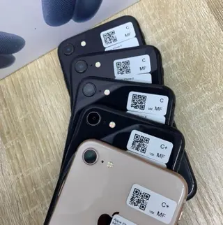 Photo 2 du produit  - iPhone 8 64 g 100% USA neuf avec facture