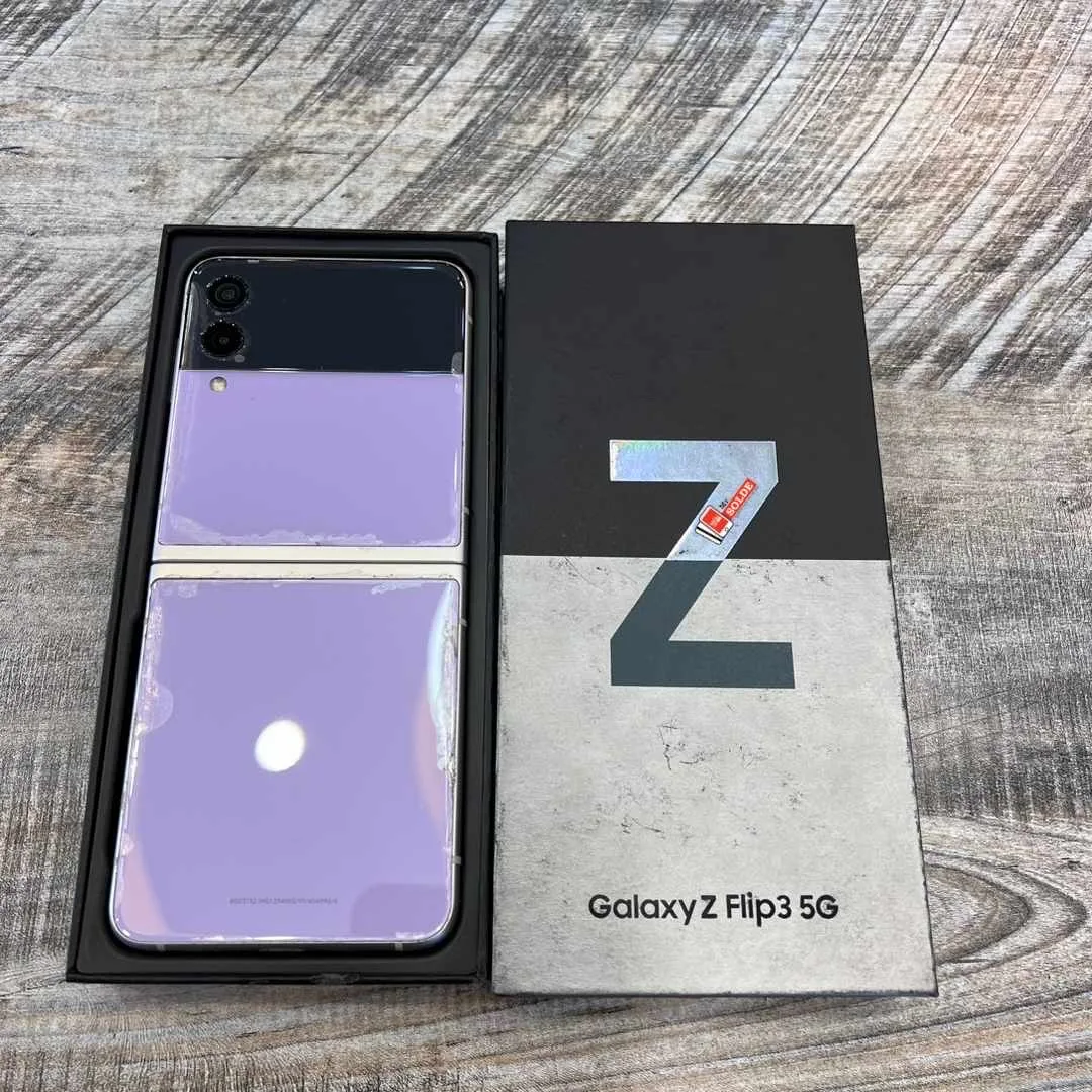 Photo 1 du produit - Samsung *Galaxy Z Flip3 5G 256/8Gb