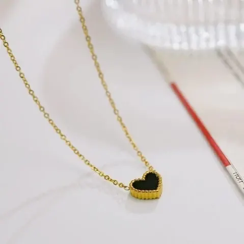 Image de collier coeur femme