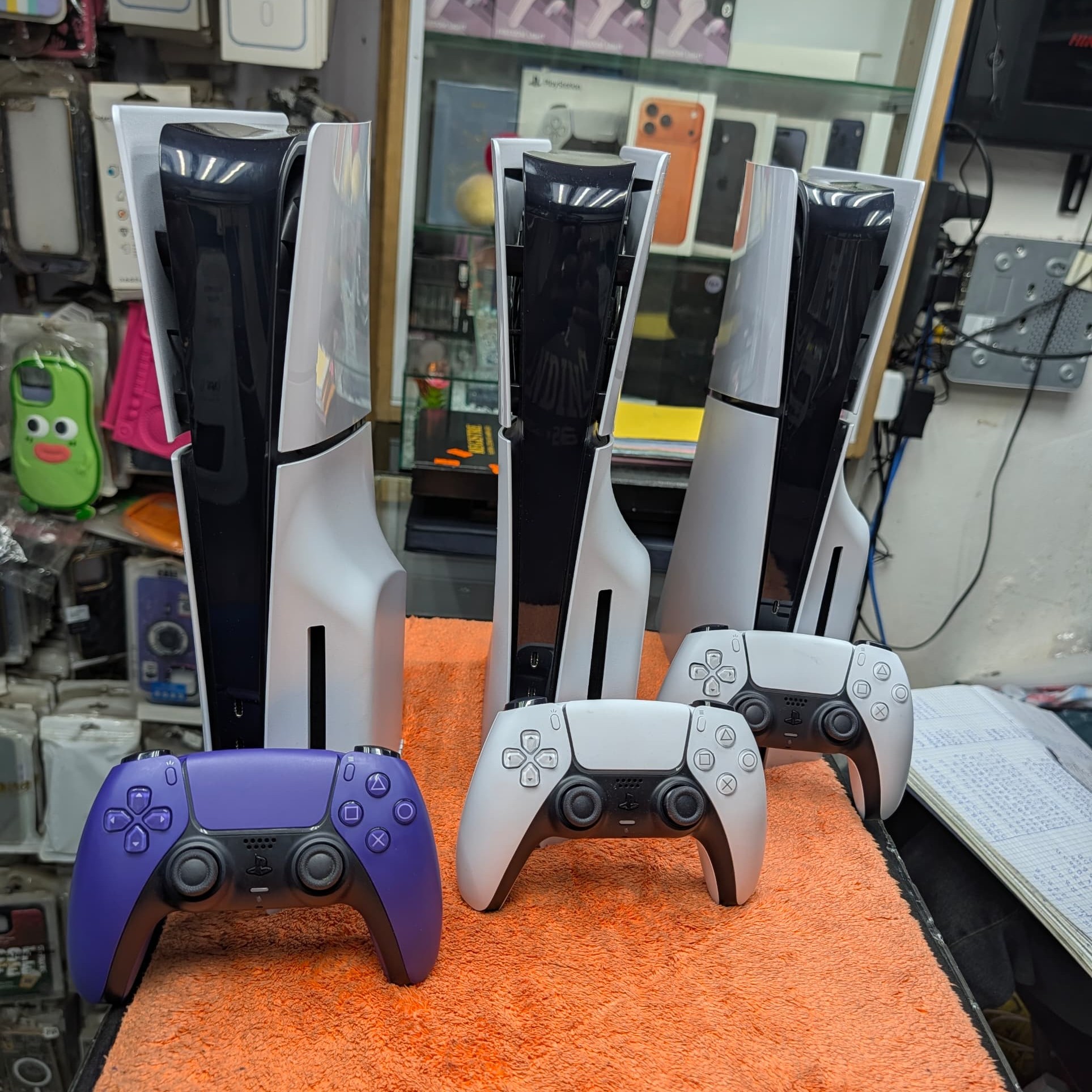 Product image attachment 1 - PLAYSTATION 5 SLIM 1 MANETTE 1 TERA