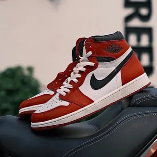 Product image attachment 1 - Nike Air Jordan 1