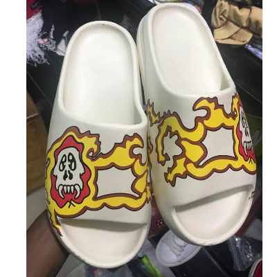 Photo 1 du produit - Sandale Tête de mort