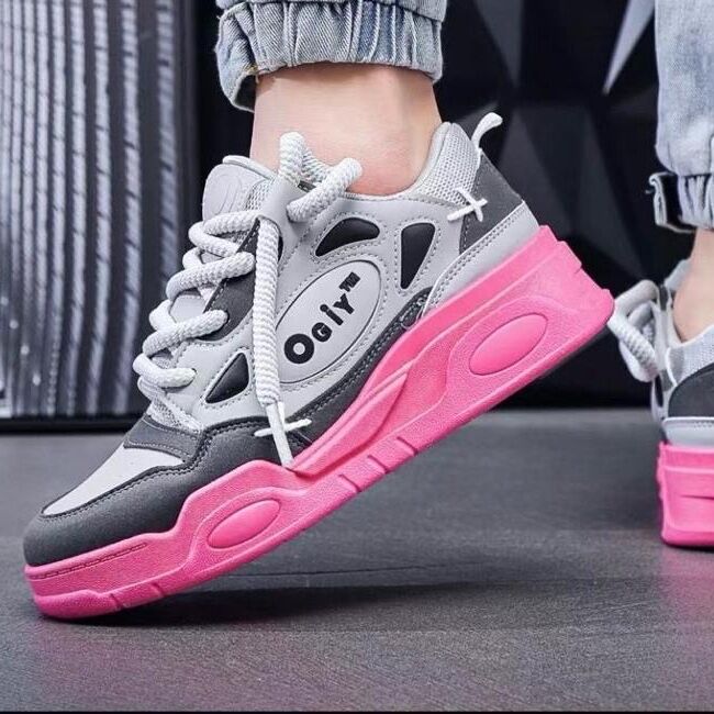 Photo 1 du produit - Baskets: 37-42