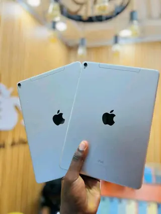 Photo 1 du produit  - IPAD PRO 2ND  12.9 64G WIFI