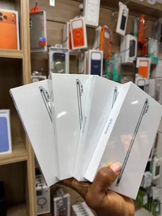 Product image attachment 1 - IPHONE 17 AIR ESIM 256G