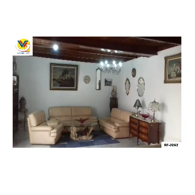 Product image attachment 1 - Parlour