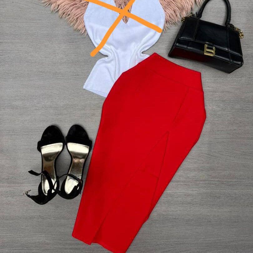 Photo 1 du produit - jupe dame avec fente de cote moulante bien lourd