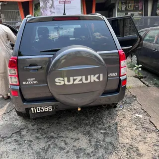 Photo 2 du produit  - SUZIKI GRAND VITARA 2011 Essence Automatique Nouvellement immatriculee Climatisée 4x4 Douala Prix 6.500.000