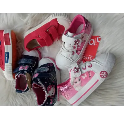 Image de Chaussures Enfant pointure 19-25