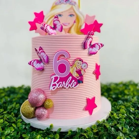 Photo 1 du produit - Gâteau à la crème au beurre Barbie