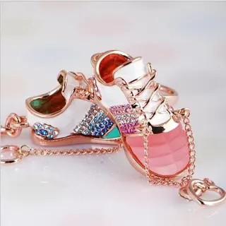 Photo 4 du produit  - portes clés pouvant servir de bijoux pour deco