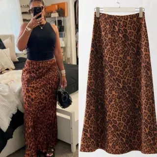 Product image attachment 1 - Leopard print Satin skirt