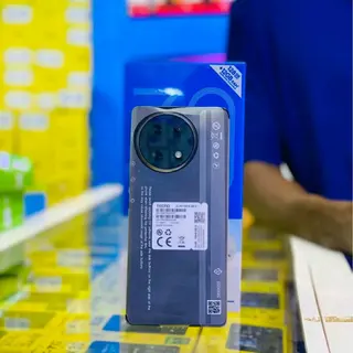 Product image attachment 2 - TECNO CAMON 30S - 128G