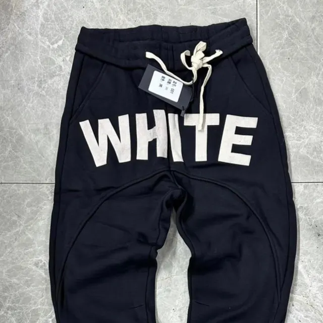 Image of white off jorgin