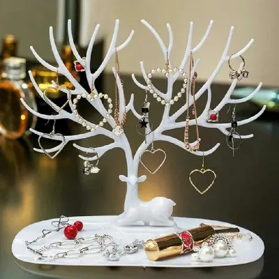 Image de supports de bijoux en arbre de cerf