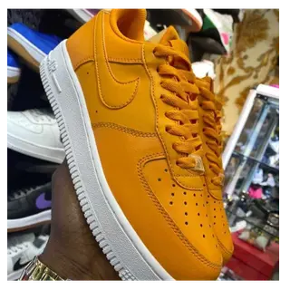 Photo 2 du produit  - Tennis AIR Nike - Noire/Jaune/blanc