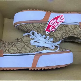 Product image attachment 1 - Gucci shoes