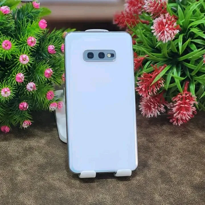 Photo 1 du produit - SAMSUNG GALAXY S10E - 128G ROM - 6G RAM