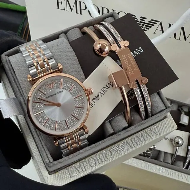 Image of Ensembles d'origine Emporio Armani