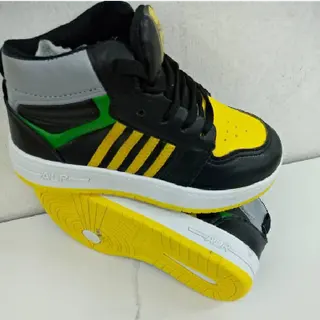 Product image attachment 4 - Sneakers
