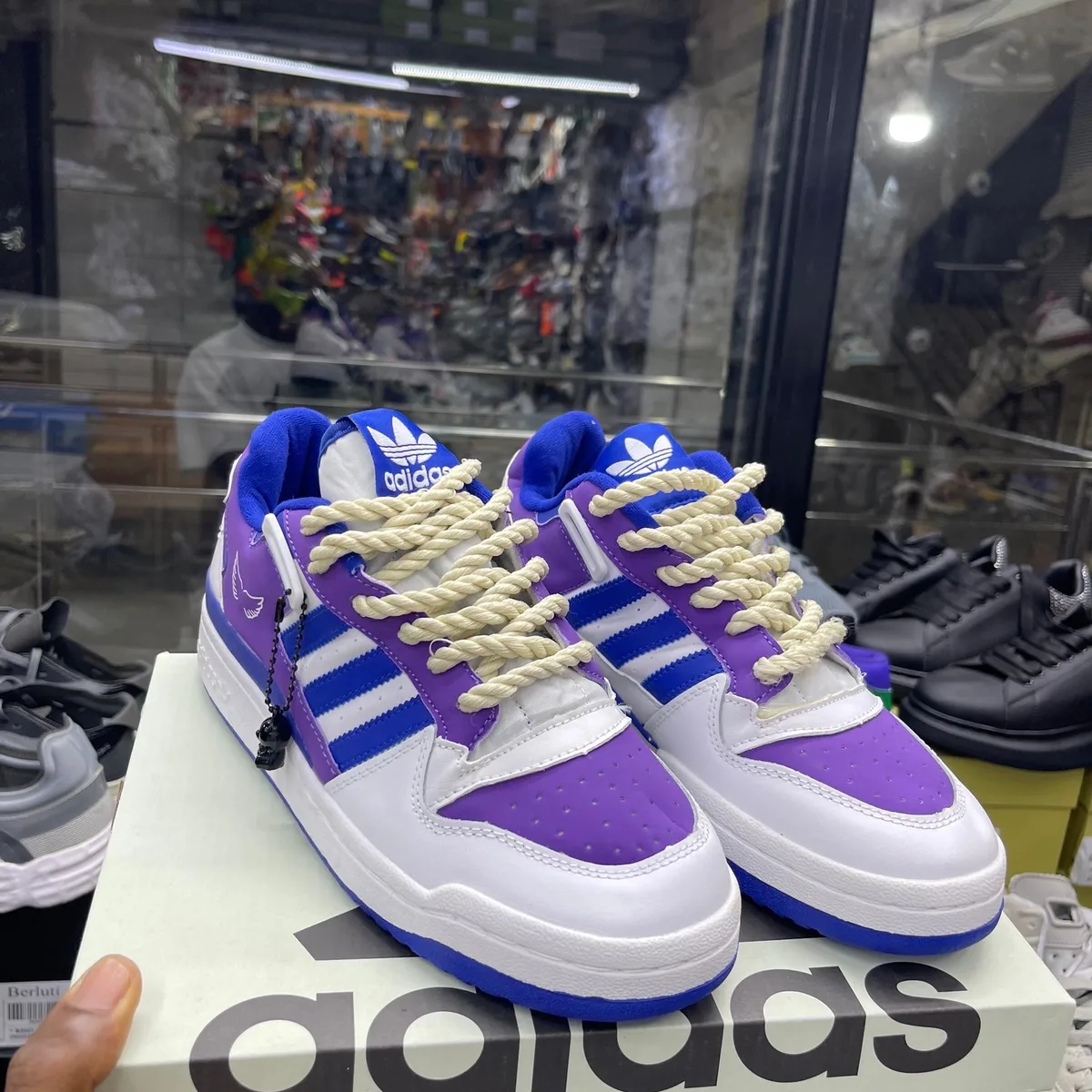 Product image attachment 1 - ADIDAS
